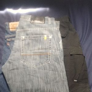 South pole Denimn jeans 38 -32.  Levi's Size 38-32   511 Cargo pants 38-32